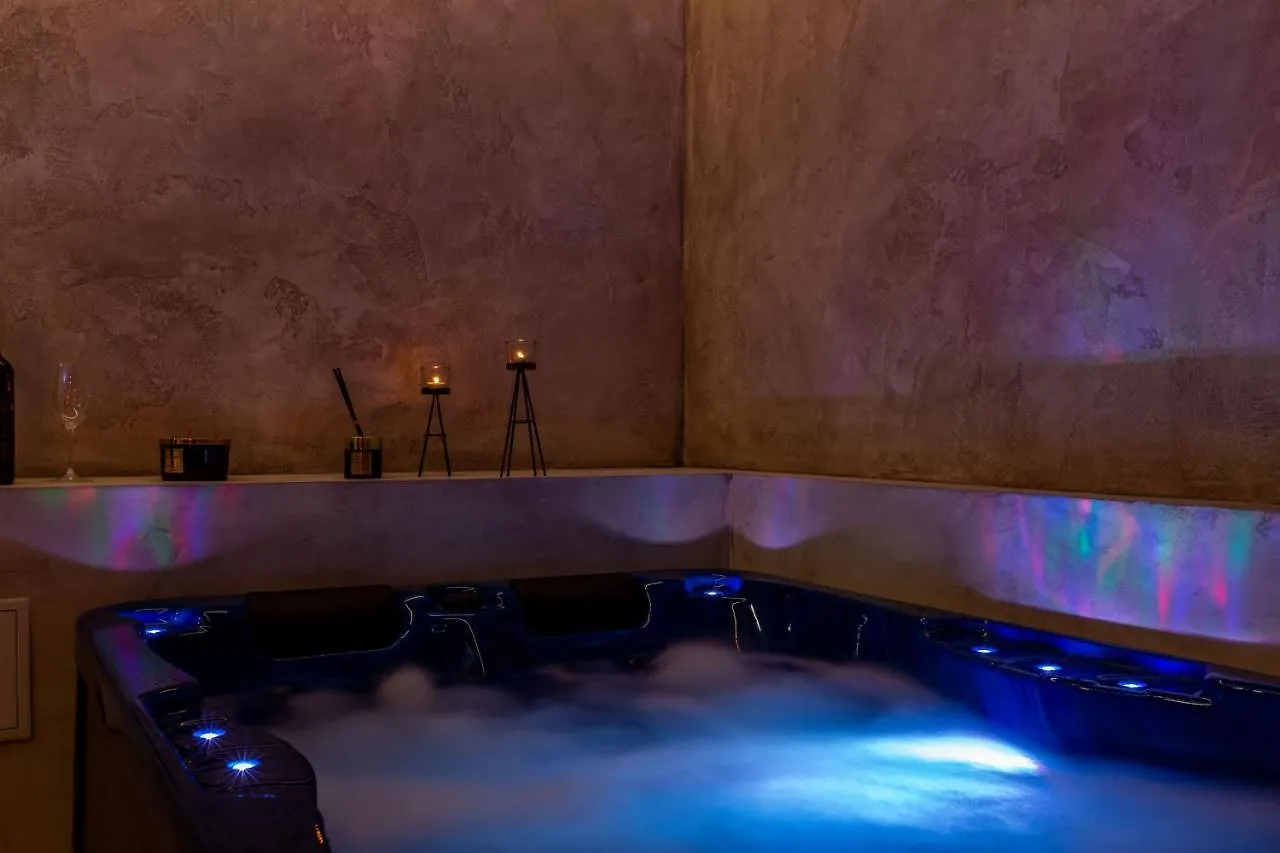 Luxury Hedone Apartment Near The Bridge With Private Spa Zone Zadar
